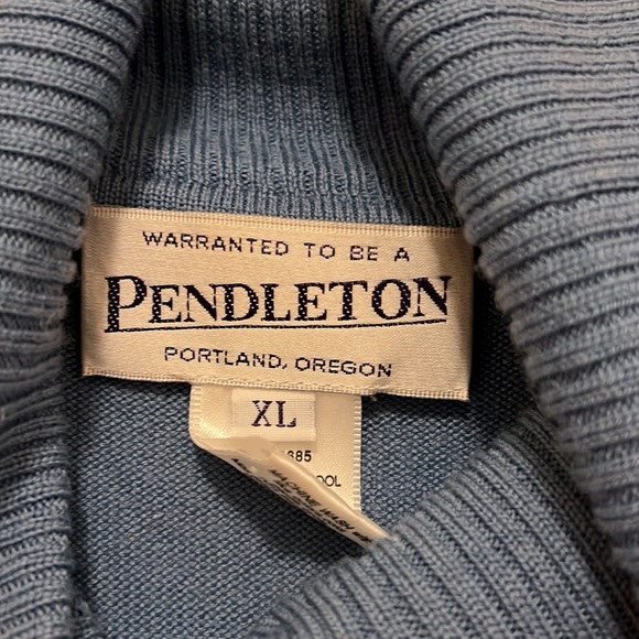 Pendleton sweater - Picture 3 of 3